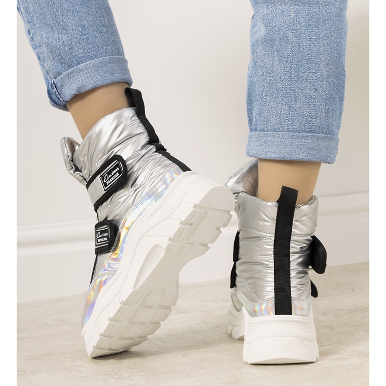 Botas de nieve plateadas con Velcro Comforte plata 1 Botas de nieve plateadas con Velcro Comforte plata 1