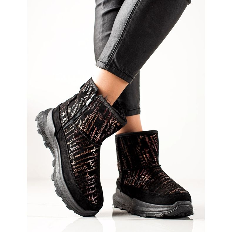 TRENDI Mukluki caliente en la plataforma negro dorado 1