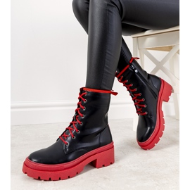 Botas negras con suela gruesa de Dena negro rojo 1