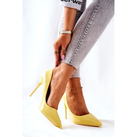 PG2 Elegantes tacones altos Adrinnah lacados en amarillo 3