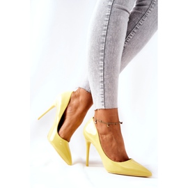 PG2 Elegantes tacones altos Adrinnah lacados en amarillo 4