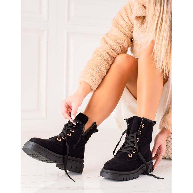 TRENDI Botas ante negro 1