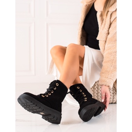 TRENDI Botas ante negro 2