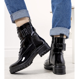 Botas negras de charol Puga con aislamiento negro 1