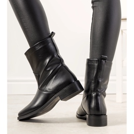 Botas negras clásicas con aislamiento Lavone negro 2
