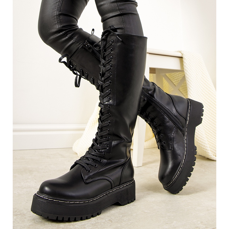 Botas de mujer negras con aislamiento de Patino negro 2