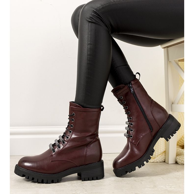 Bota granate aislante Valdez burdeos 1