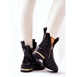 PA2 Botas Negras Con Un Estampado De Cocodrilo Recortado Crolisia Negra negro 1