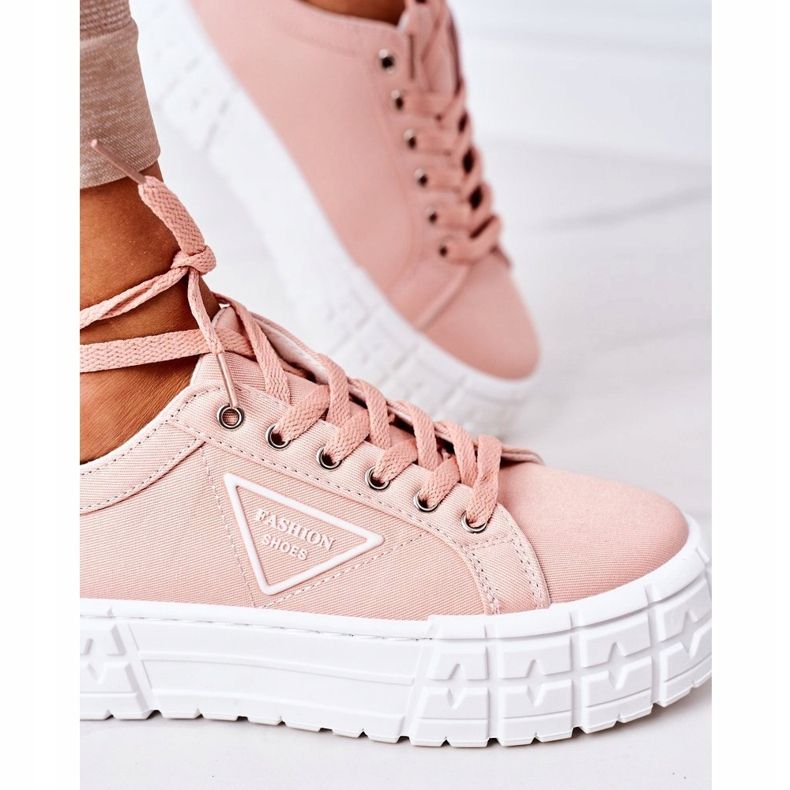 Zapatillas de zapatillas rosas para mujeres en la plataforma 3