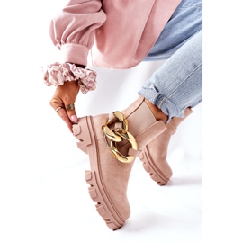 S.Barski Botas beige chelsea aisladas de mujeres con un adorno 3 S.Barski Botas beige chelsea aisladas de mujeres con un adorno 3