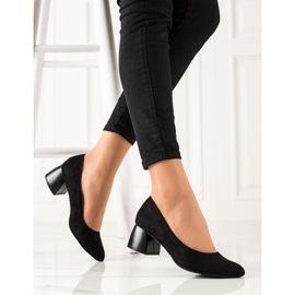 M.Daszyński Bombas negras en tacones bajos negro 1
