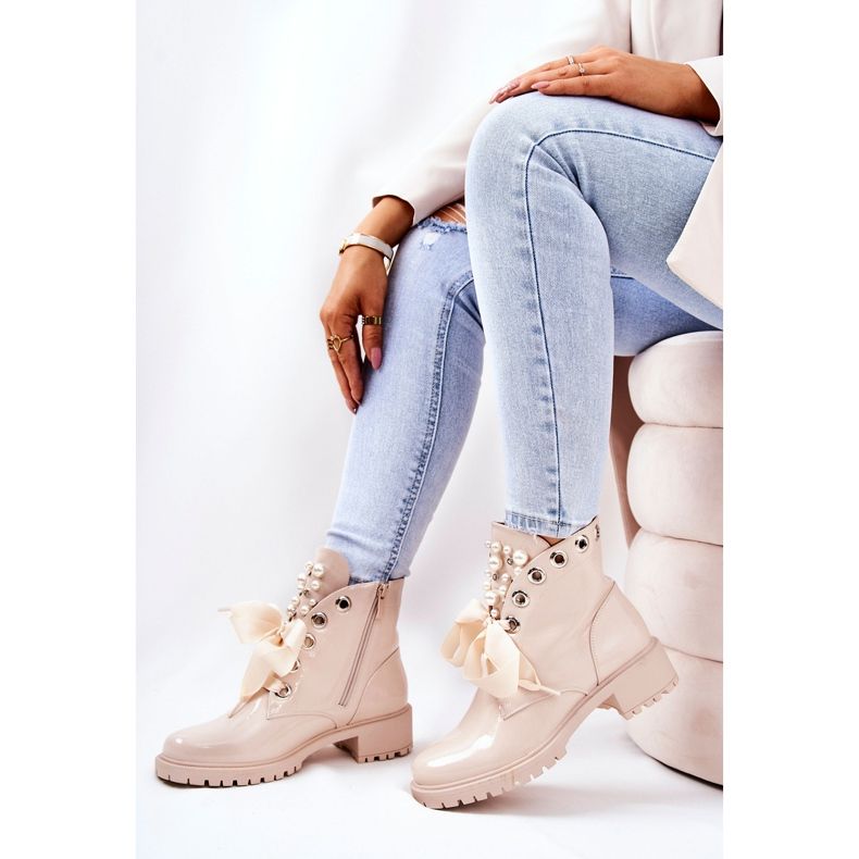 PL4 Trabajadores cálidos lacados con perlas beige 2