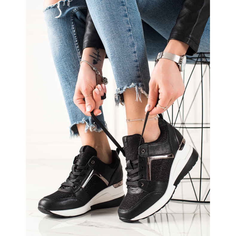 TRENDI Zapatillas de cuña ligeras negro 1