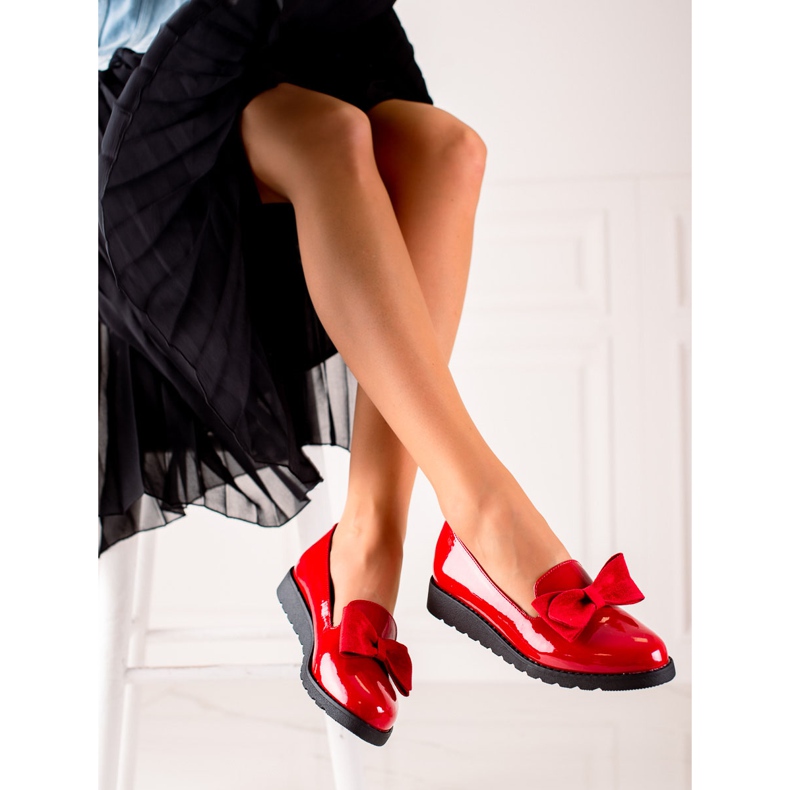 La.Fi Zapatos lacados con lazo rojo 1