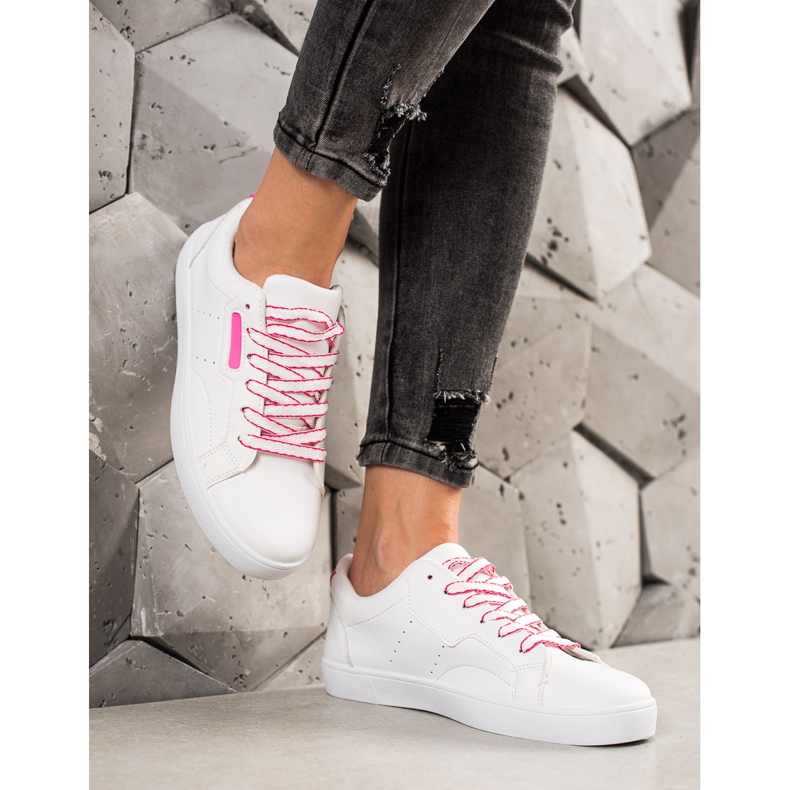 TRENDI Zapatos deportivos ligeros hechos de cuero ecológico blanco rosa 1