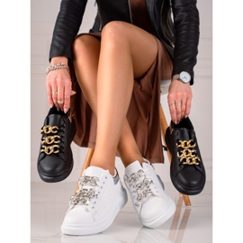 TRENDI Sneakers de moda con una cadena blanco 1 TRENDI Sneakers de moda con una cadena blanco 1