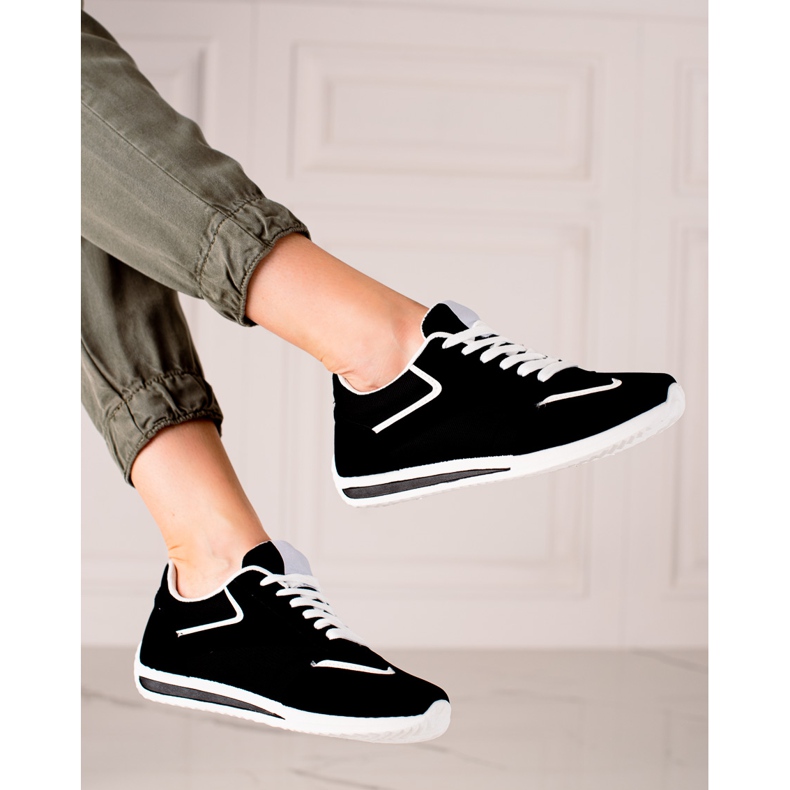 TRENDI Zapatos deportivos ligeros negro 1