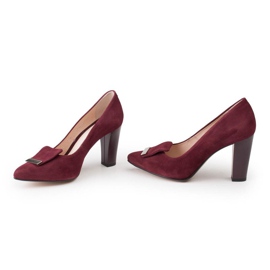 Salón de terciopelo granate Marco Shoes 1008P con adorno rojo 4
