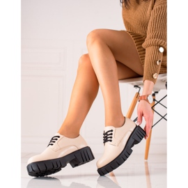 Zapatos beige en la plataforma La.Fi 1