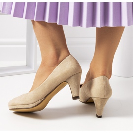 Zapatos de salón de mujer Alves beige 2