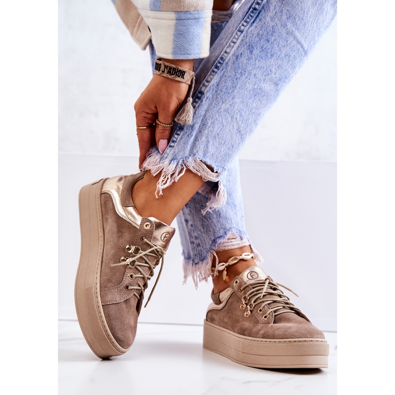 PF1 Zapatos deportivos de cuero en una plataforma Mary Ann beige 1