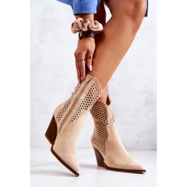 FB1 Botas vaqueras caladas sobre poste Beige Caroline 3