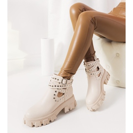 Botas beige con tachuelas Kinney 3