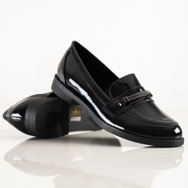 TRENDI Zapatos lacados elegantes negro 1