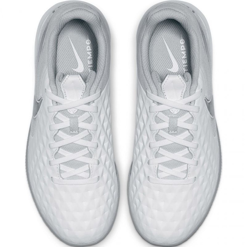 Zapatos de interior Nike Tiempo Legend 8 Academy Ic Jr AT5735-100 blanco blanco 1 Zapatos de interior Nike Tiempo Legend 8 Academy Ic Jr AT5735-100 blanco blanco 1