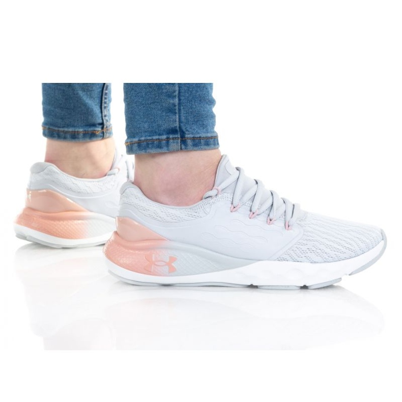 Under Armour Charged Vantage W 3023565-106 gris 1
