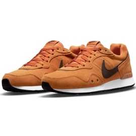 Calzado Nike Venture Runner Suede M CQ4557 200 marrón naranja 3