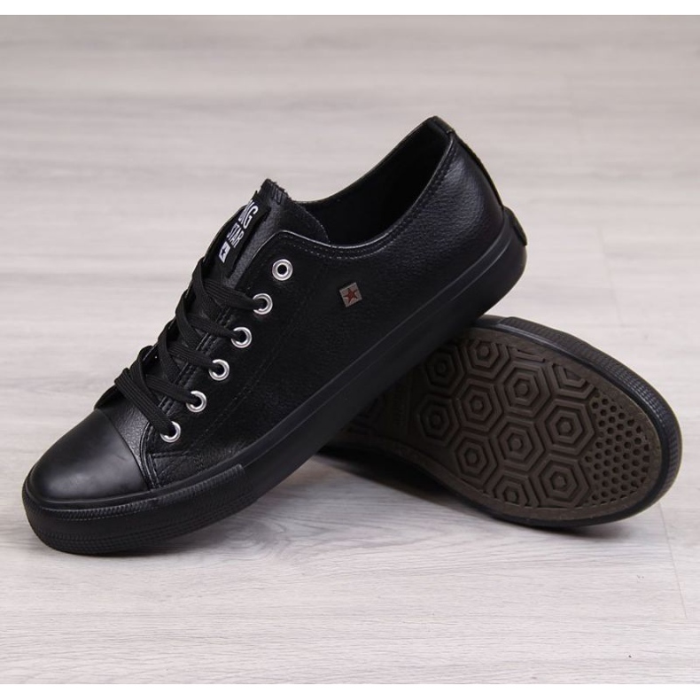 Zapatillas de cuero ecológico Big Star M V174345 negro 1