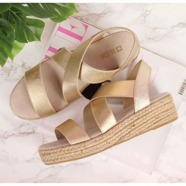 Alpargatas sandalias en la plataforma Big Star W HH274414 oro dorado 4