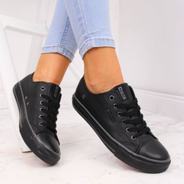 Zapatillas bajas con piel ecológica Big Star II274002 W negro 5