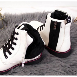 Bota lacada aislante Jr EVE327B blanco 2