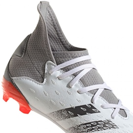 Botas de fútbol adidas Predator Freak.3 Fg Jr FY6280 blanco, blanco, gris / plateado blanco 6