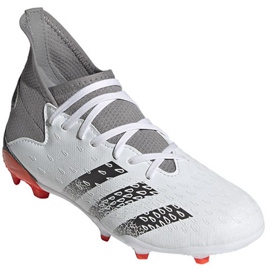 Botas de fútbol adidas Predator Freak.3 Fg Jr FY6280 blanco, blanco, gris / plateado blanco 10