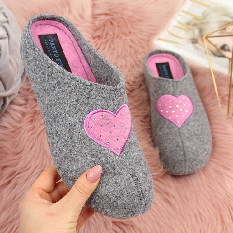 Pantuflas con corazón de fieltro Panto Fino W INT1634 gris rosado 1 Pantuflas con corazón de fieltro Panto Fino W INT1634 gris rosado 1