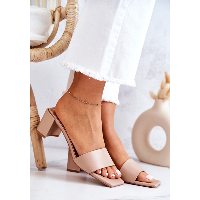 FJ1 Pantuflas De Piel Tacón Alto Netty Beige 1 FJ1 Pantuflas De Piel Tacón Alto Netty Beige 1