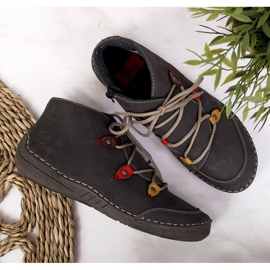 Botas grises aisladas W Rieker 52542-42 4