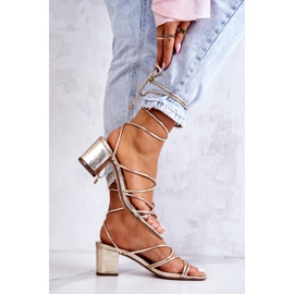 FJ1 Sandalias Tacón Atadas Golden Meghan dorado 5
