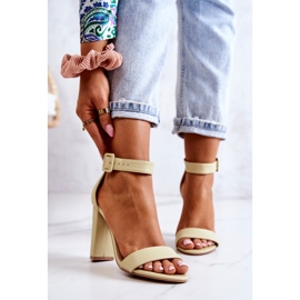 Sandalias Tacón Georgina Verde Pastel 1