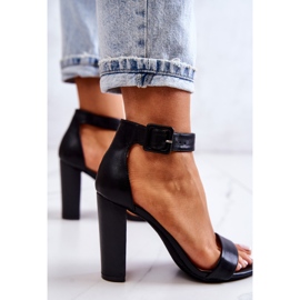 Sandalias georgina negras en los talones negro 5