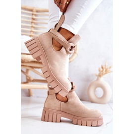 FB2 Botines De Ante Con Corte Kirsten Beige 4