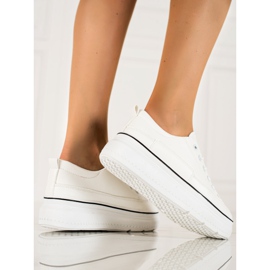 TRENDI Zapatillas con estilo en la plataforma blanco 2