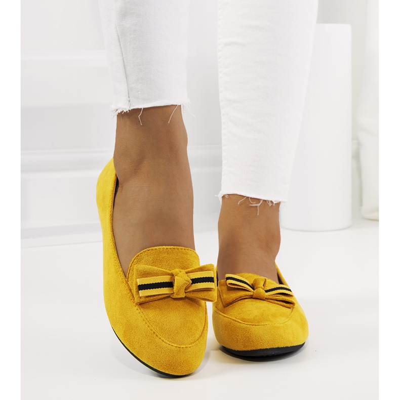 Mocasín mostaza con lazo Lavinia amarillo 1 Mocasín mostaza con lazo Lavinia amarillo 1