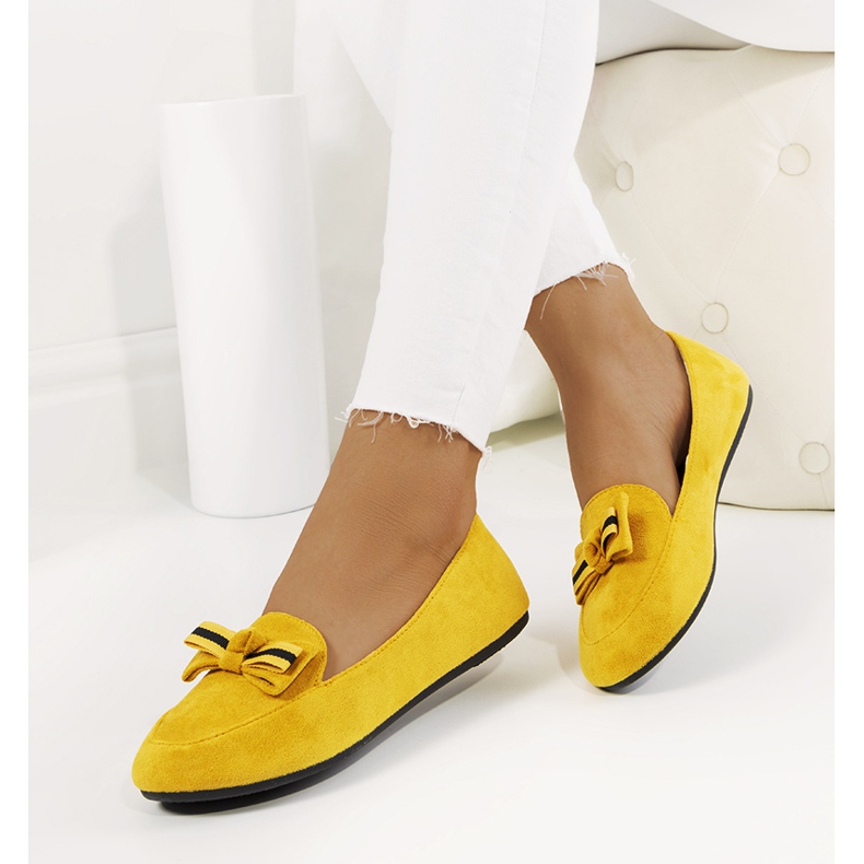 Mocasín mostaza con lazo Lavinia amarillo 2 Mocasín mostaza con lazo Lavinia amarillo 2