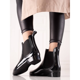 TRENDI Chanclos lacados negro 3