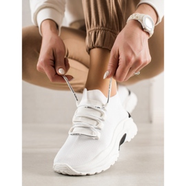 TRENDI Zapatillas Atadas En La Plataforma blanco 1