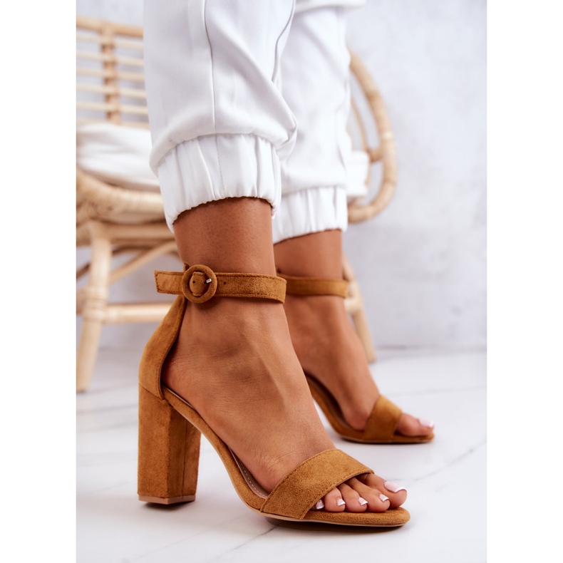 FB2 Camello Hattie Sandalias De Ante En Una Barra marrón 2